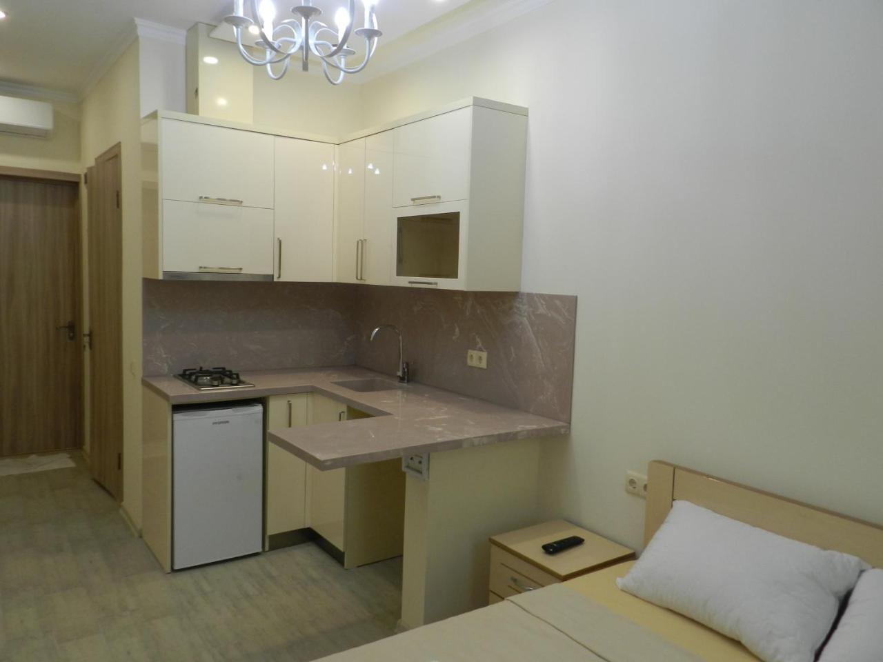 Subtropic Apartments Батумі Екстер'єр фото